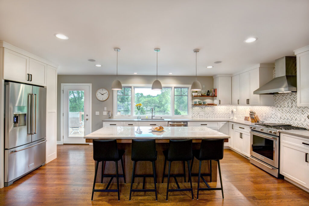 Two Tone Edina Kitchen